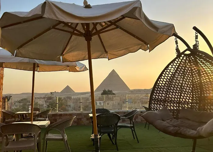 Special View Pyramids Inn